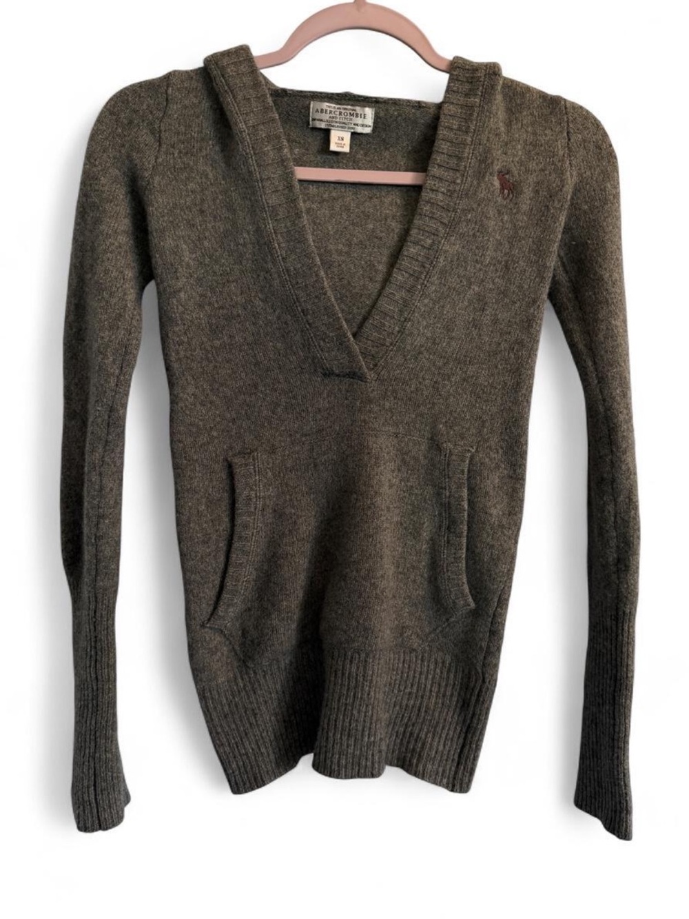 Vintage Abercrombie & Fitch Women's Gray V-Neck Hooded Sweater